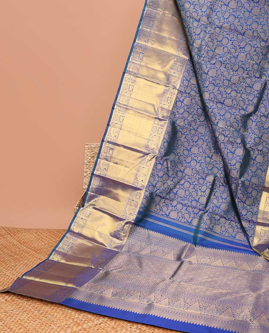Blue floral jacquard samudrika silk saree with contrast intricate zari design border & floral zari design pallu - Image 3
