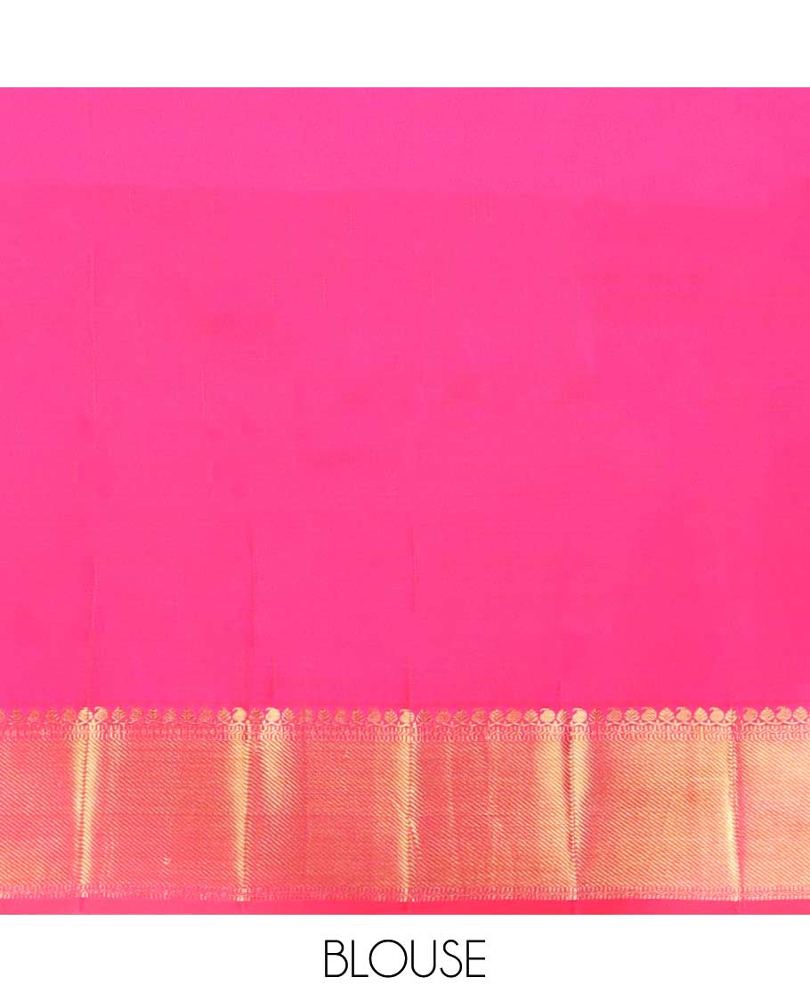 Green& red jacquard wedding silk saree with contrast border of paiselys, banaras design & traditional zari pallu - Image 5